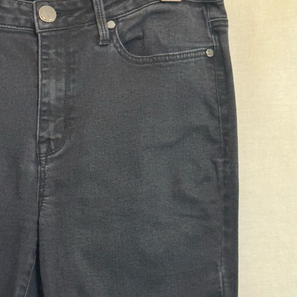 B-249 Seven7 Midnight Black Mid Rise Skinny Cropped Denim Jeans Size 12 - Picture 7 of 16